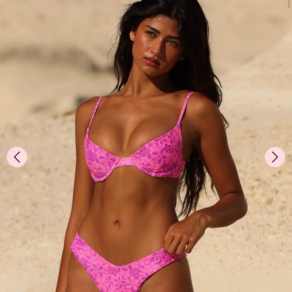 Kulani Kinis Vibrant Pink Floral Bra - Picture 5 of 6